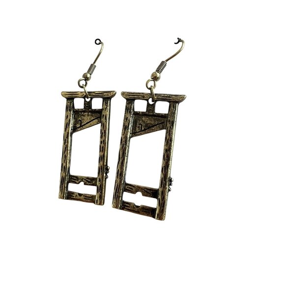 GUILLOTINE Halloween Horror Movie Scary Drop Earrings NEW - Picture 3 of 3